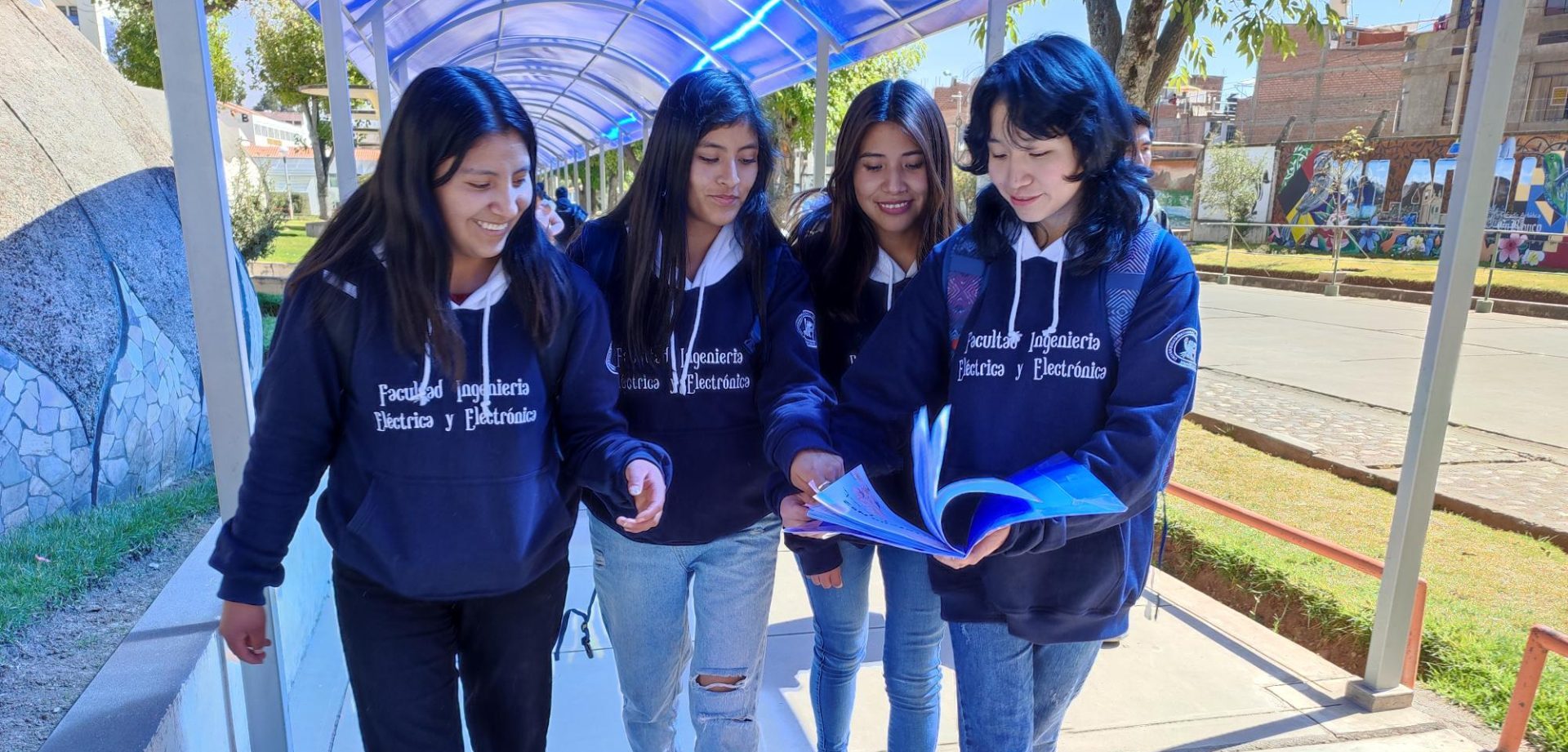 Cuatro nuevas becarias ingresan al programa «Becas ENGIE: + Mujeres en Energía»